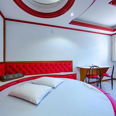 Motel Libidus - Фос-ду-Іґуасу Екстер'єр фото